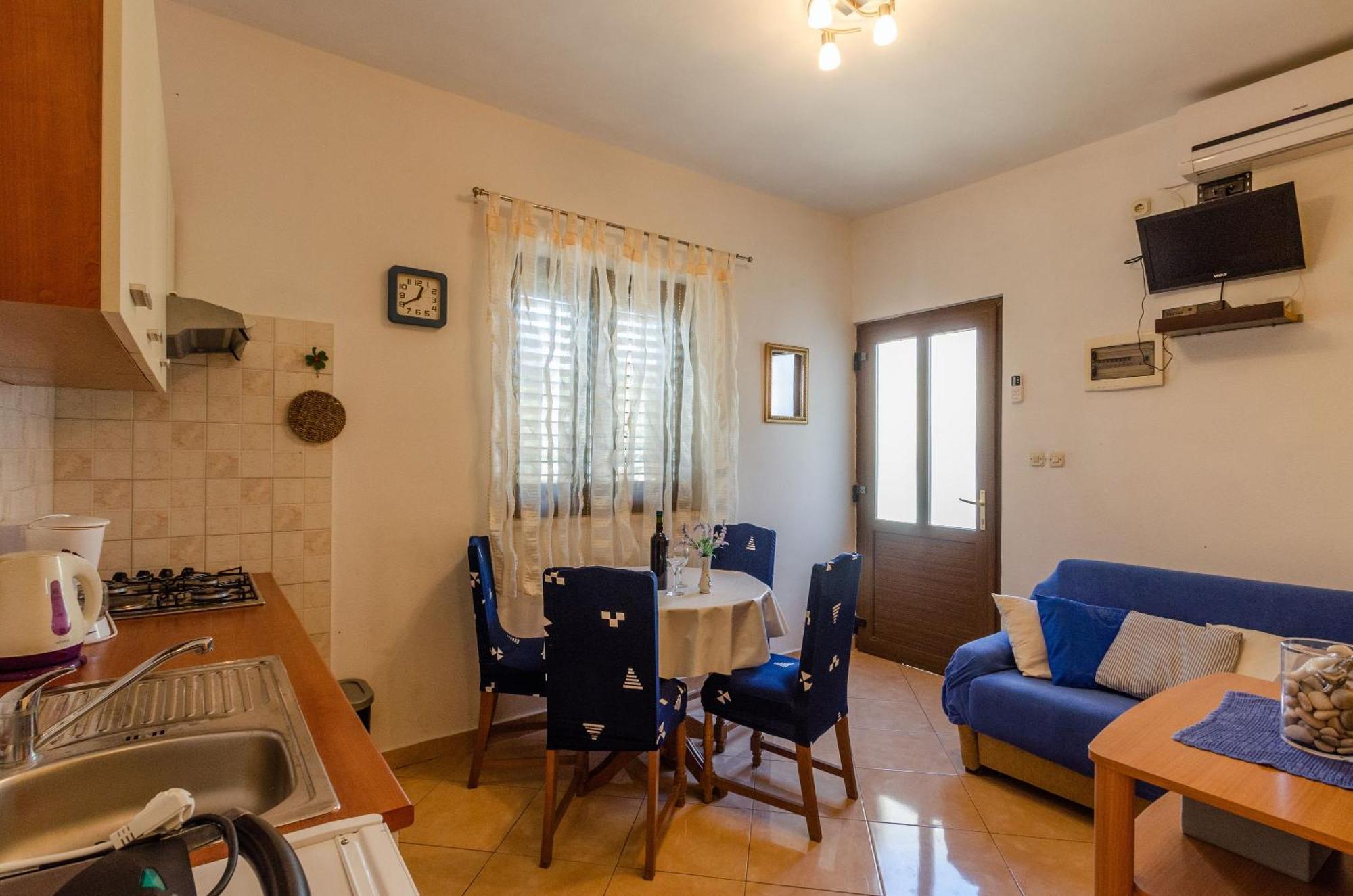 Apartmani Juraj Zavalatica Phòng bức ảnh