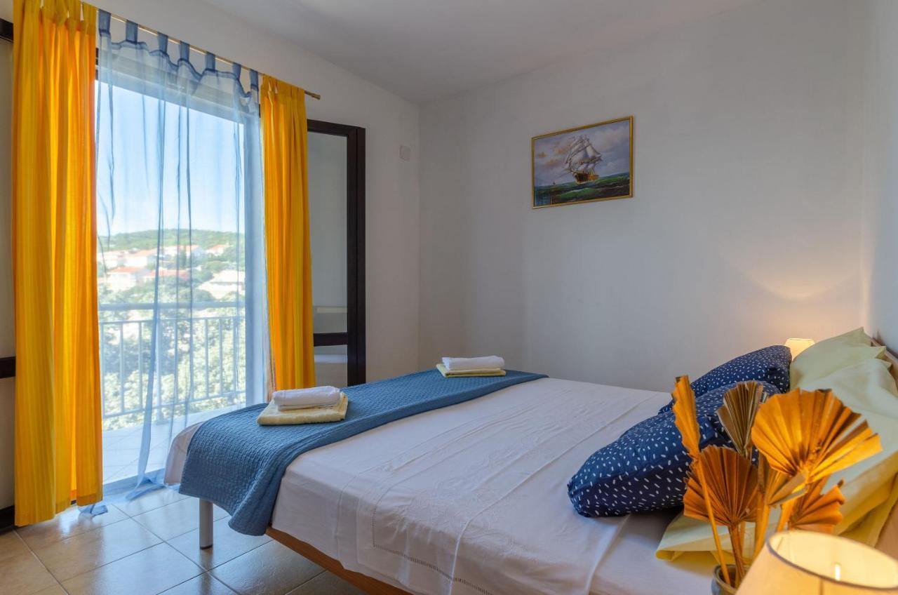 Apartmani Juraj Zavalatica Ngoại thất bức ảnh